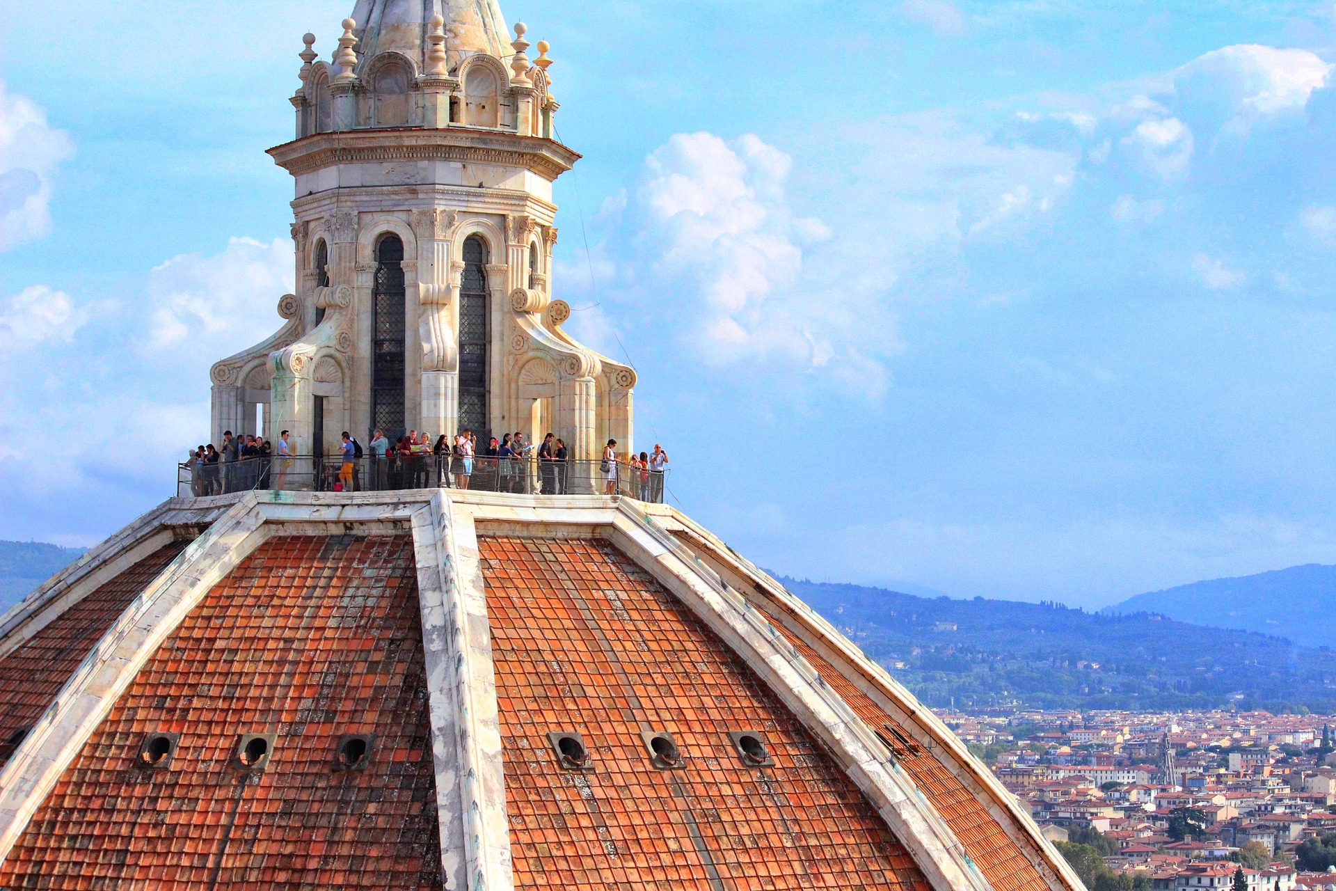 brunelleschi-cupola-duomo-firenze-lanterna-medici-internettuale.jpg